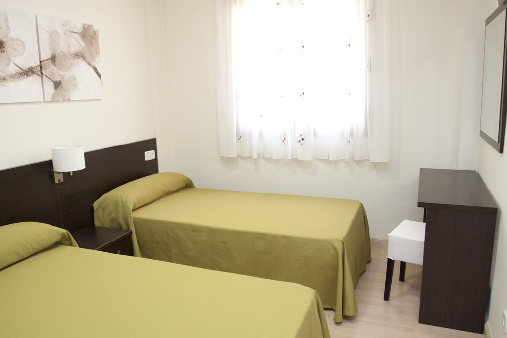 Hostal Granado Madrid Exterior photo