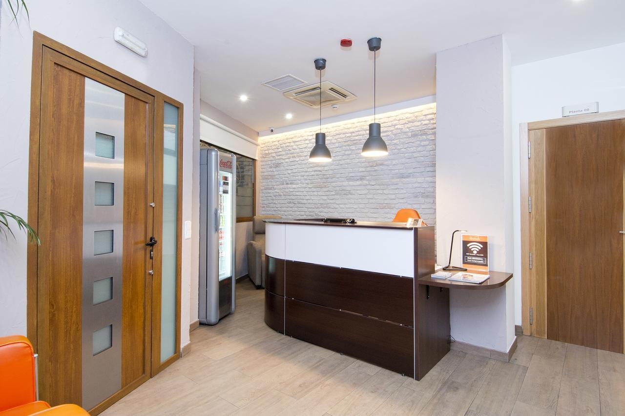 Hostal Granado Madrid Exterior photo